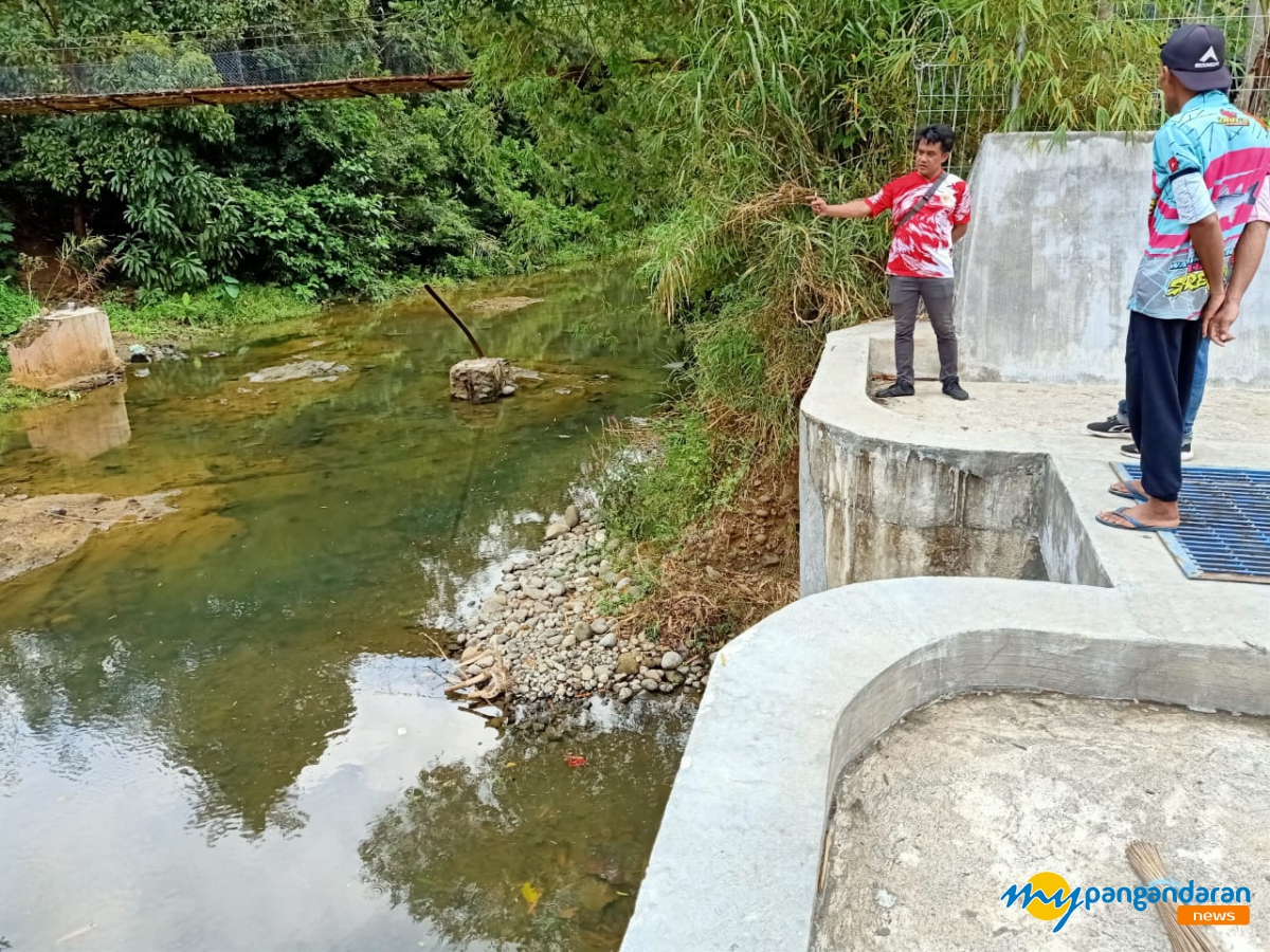 Bukan Karena SPAM PDAM, Bendungan Yang Jebol dan Sampah Jadi Penyebab Kekeringan di Tiga Desa di  Pangandaran