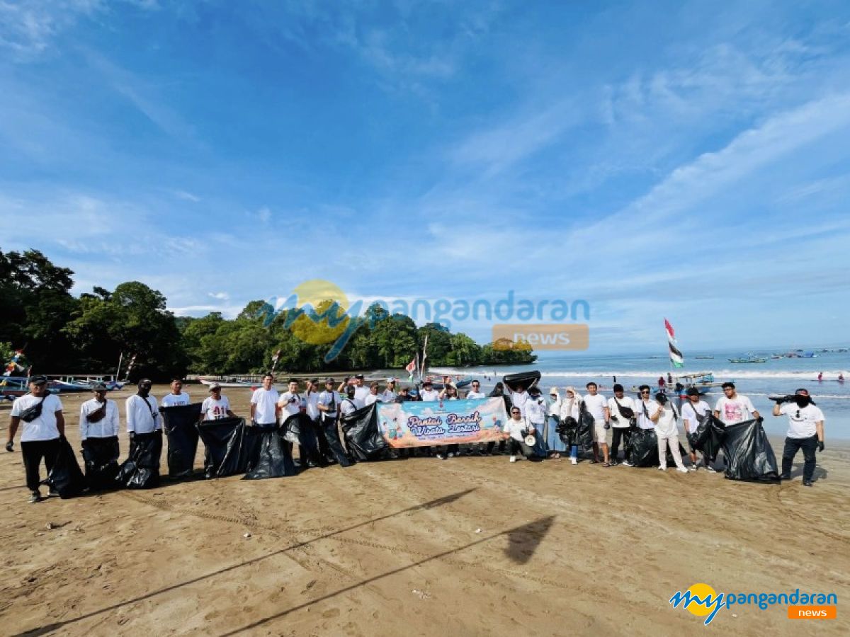 Grand Pangandaran Rayakan HUT ke-12 dengan Aksi Bersih Pantai, Wujud Syukur dan Cinta untuk Alam