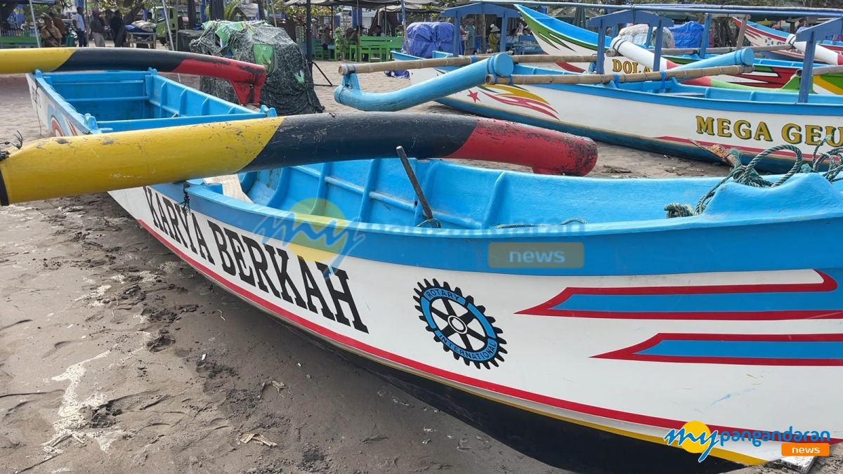 Pencarian Tekong Perahu Karya Berkah di Pantai Barat Pangandaran Terkendala Ombak Besar