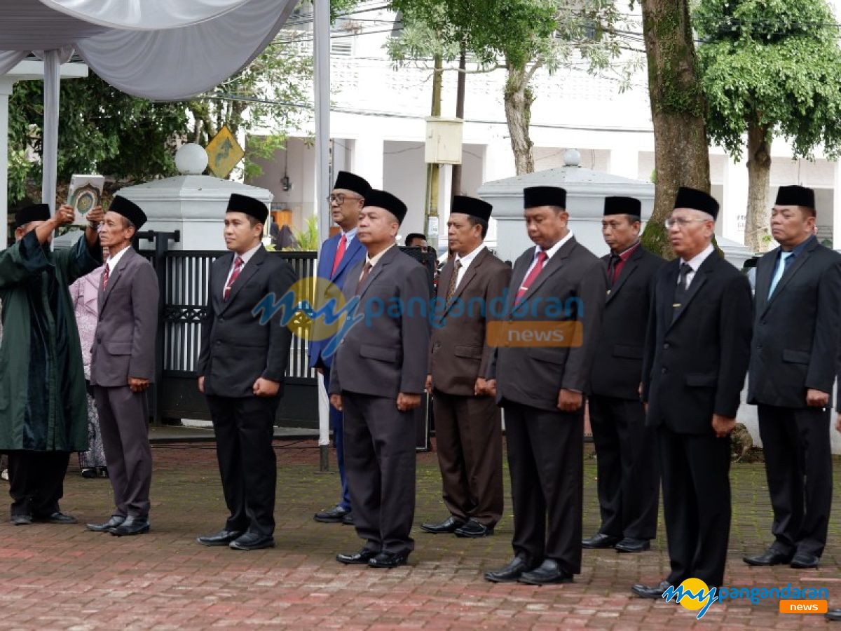 Penyegaran Birokrasi, 18 Pejabat Pangandaran Resmi Berganti Posisi