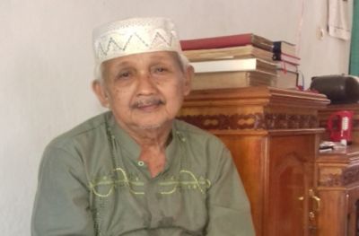 Mama Ucin, Pimpinan Pesantren Tertua di Pangandaran