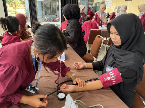HIMA Keperawatan PSDKU Unpad Pangandaran Gelar Kegiatan Donor Darah bagi Mahasiswa dan Masyarakat Sekitar