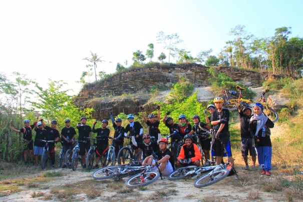 Polygon Ajak Komunitas Sepeda Berwisata Sepeda ke Pangandaran
