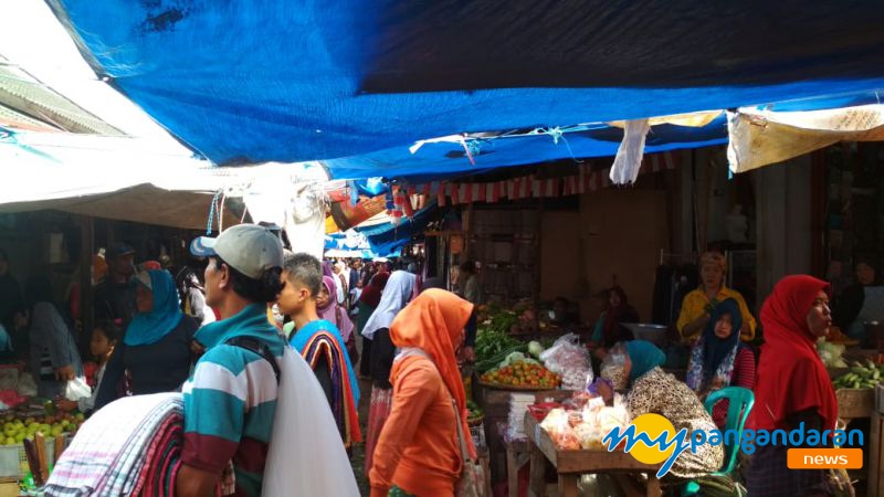 3 Hari Jelang Lebaran, Pasar Pananjung Pangandaran Ramai Pembeli