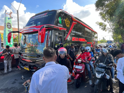 Arus Wisata Pantai Pangandaran Membludak di H+1 Lebaran 2026