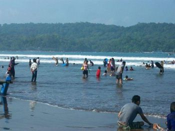 Berenang Terlalu Tengah, Wisatawan Asal Banjar Tenggelam di Pantai Pangandaran