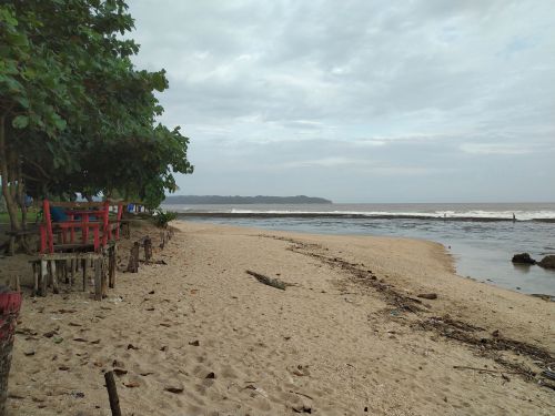 Besok Sabtu, Objek Wisata Pantai Karapyak Pangandaran Dibuka 