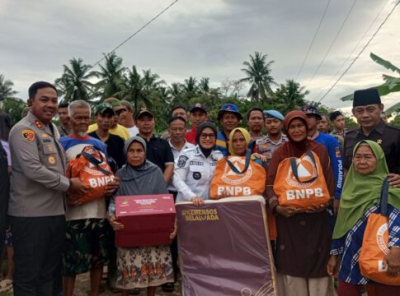 Bupati Pangandaran Tinjau Lokasi Banjir di Padaherang Bawa Sembako Serta Solusi