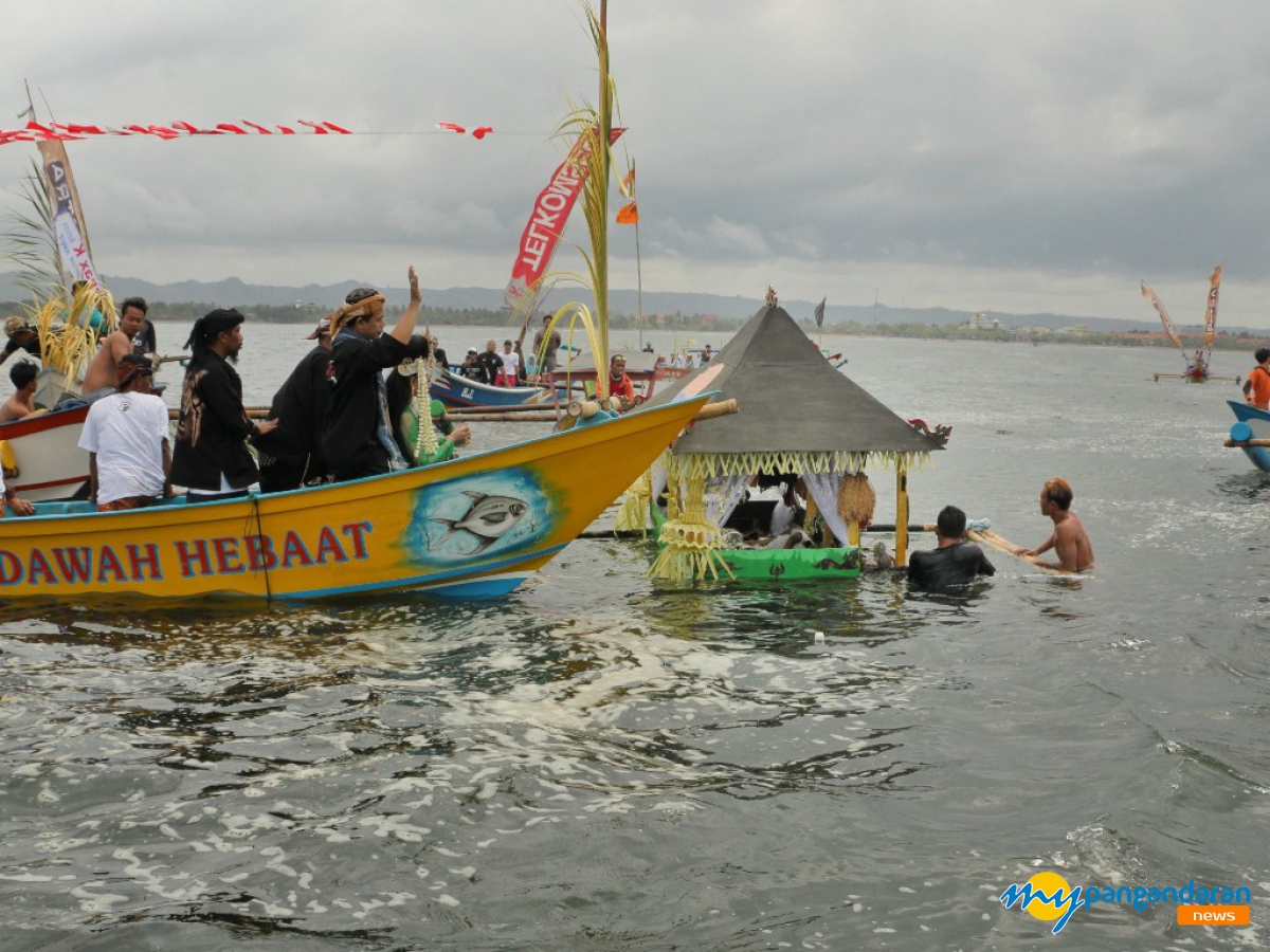 Catat Tanggalnya! Hajat Laut di Pantai Pangandaran