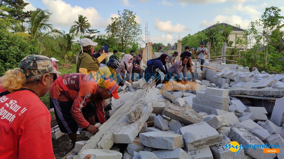 Diduga Bangun Rumah di Tanah Negara, Seorang Petani di Pangandaran Jadi Korban Perusakan dan Penganiayaan
