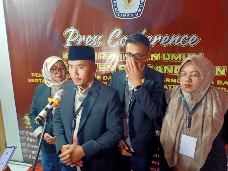 Dua Pasangan Calon Bupati dan Wakil Bupati Resmi Mendaftar di KPU Pangandaran