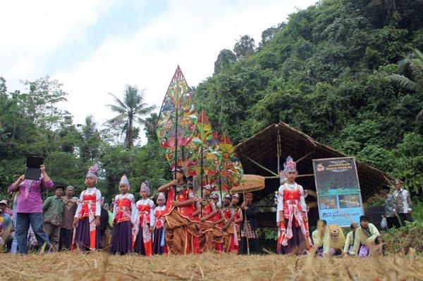 Festival Kuliner Tradisional Wisata Desa Selasari