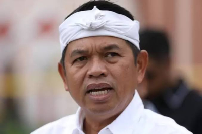 Gubernur Jawa Barat KDM Akan Evaluasi Izin KJA di Pantai Timur Pangandaran