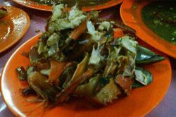 Jalan Raya Babakan Ramai Rumah Makan Seafood