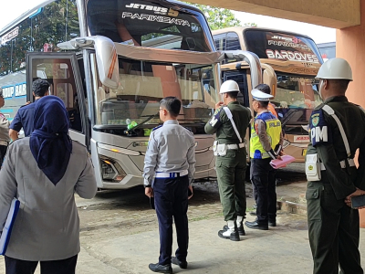 Jelang Libur Natal 2025 dan Tahun Baru 2026 Dishub Pangandaran Bersama TNI-Polri Gelar Ramp Check