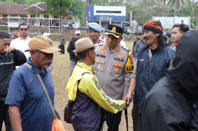 Kapolres Pangandaran Kawal Aksi AMPEL, Aspirasi Warga Langkaplancar Ditindaklanjut