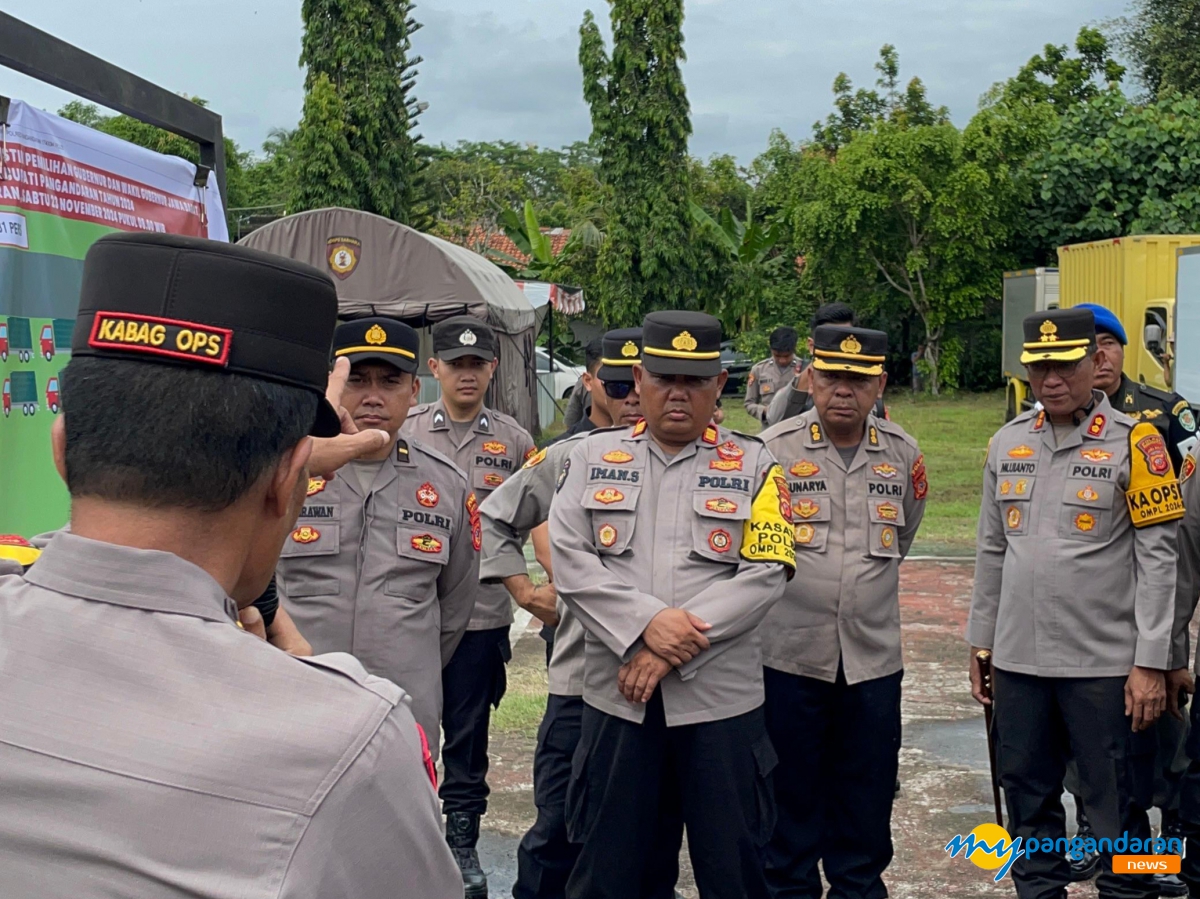 Kapolres Pangandaran Pimpin Apel Pendistribusian dan Pengawalan Logistik Pilkada 2024 