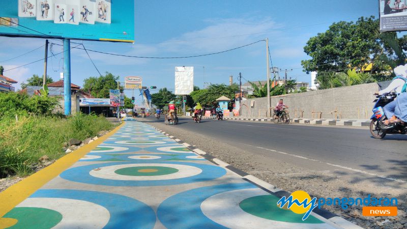 Keren Trotoar Baru Di Pangandaran Penuh Warna