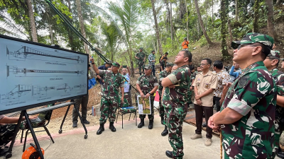 KSAD TNI Jenderal TNI Maruli Simanjuntak Tinjau Jembatan Pongpet Margacinta Pangandaran