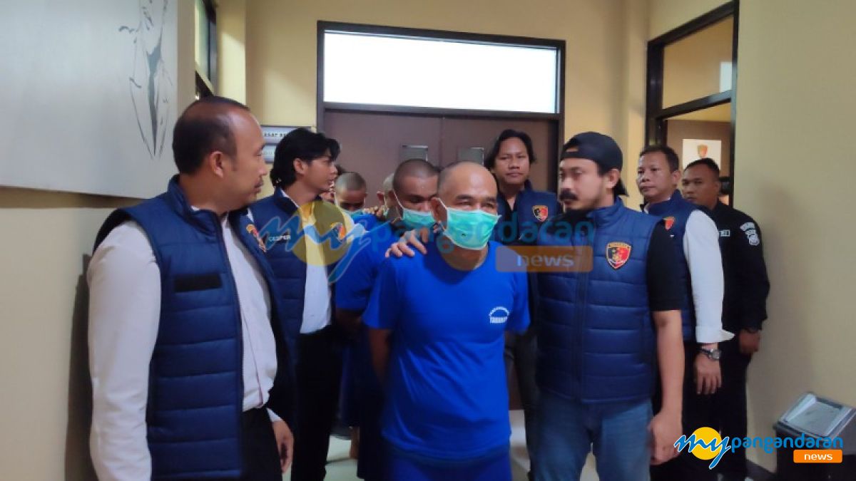 Motor Turis Asal Belgia Hilang, Polisi Pangandaran Ringkus Lima Pelaku yang Loncat ke Sungai