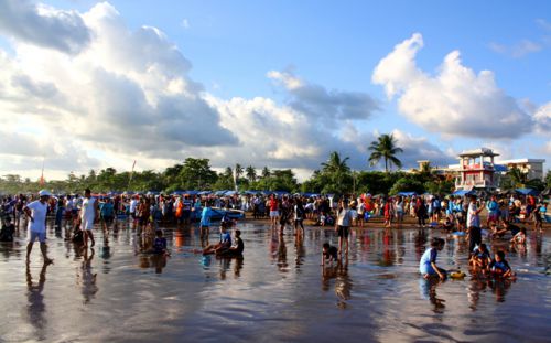 Mulai Besok, Ribuan Wisatawan Diperkirakan Padati Pantai Pangandaran