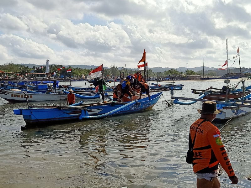 Nelayan Pangandaran Hilang Kontak, Tim SAR Barakuda Lakukan Pencarian