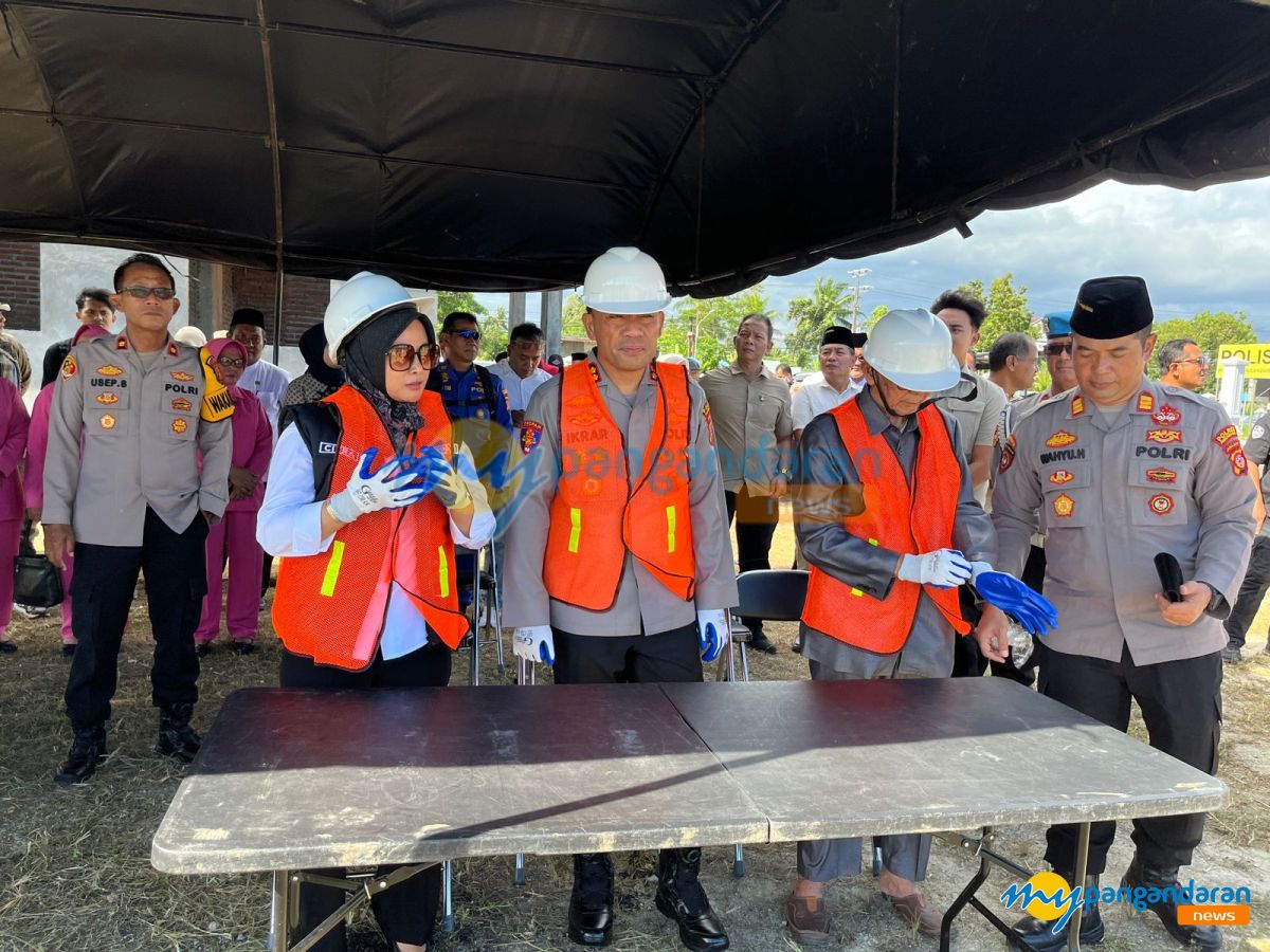 Peletakan Batu Pertama Masjid Pesat Gatra di Mako Polres Pangandaran