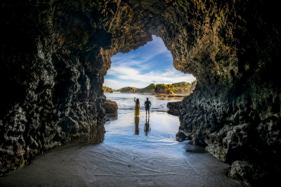Potret Hidden Gem di Pangandaran, Pesona Goa Kendal dengan Bingkai Samudera Hindia