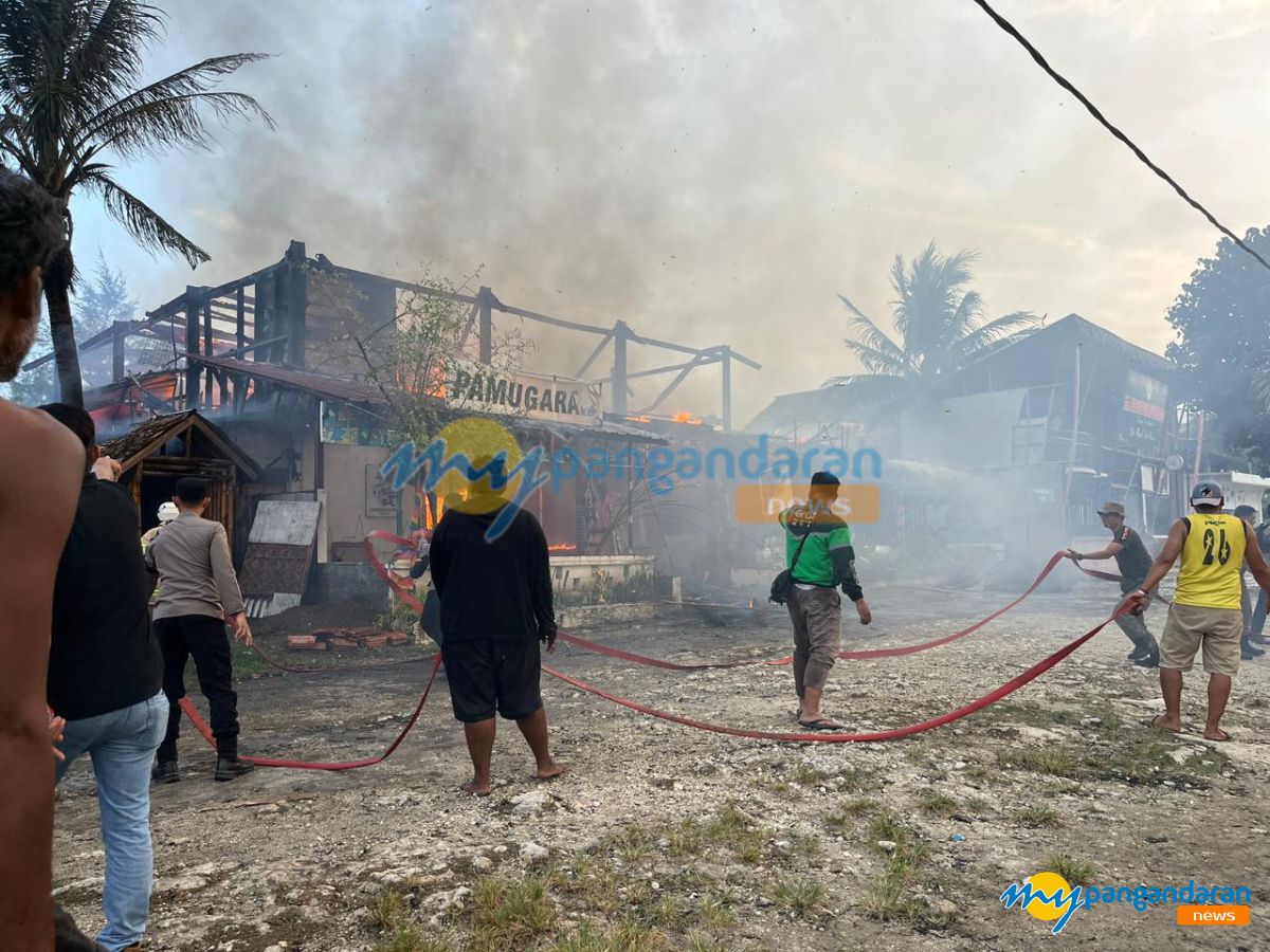 Restoran Seafood di Kampung Turis Pangandaran Dilalap Si Jago Merah