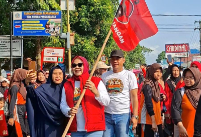 Ribuan Warga Meriahkan Jalan Sehat Bulan Bung Karno 2026 di Pangandaran