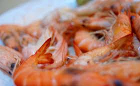 RM Seafood Datangkan Udang dari Cirebon dan Cilacap
