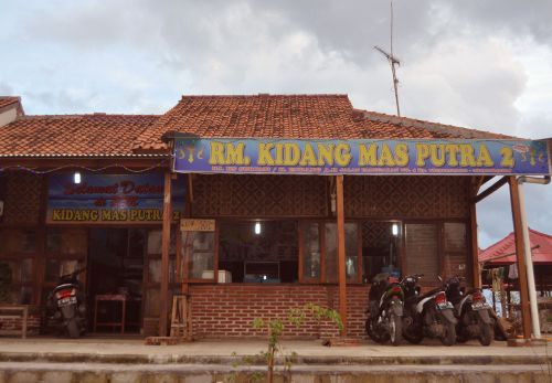 Rumah Makan Kidang Mas Putra Hadir di Sentra Seafood Pantai Barat Pangandaran