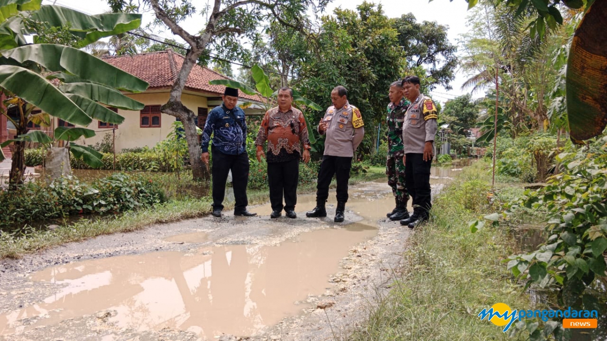 Sudah Seminggu, Satu Dusun di Padaherang Pangandaran Terendam Banjir Akibat Hujan