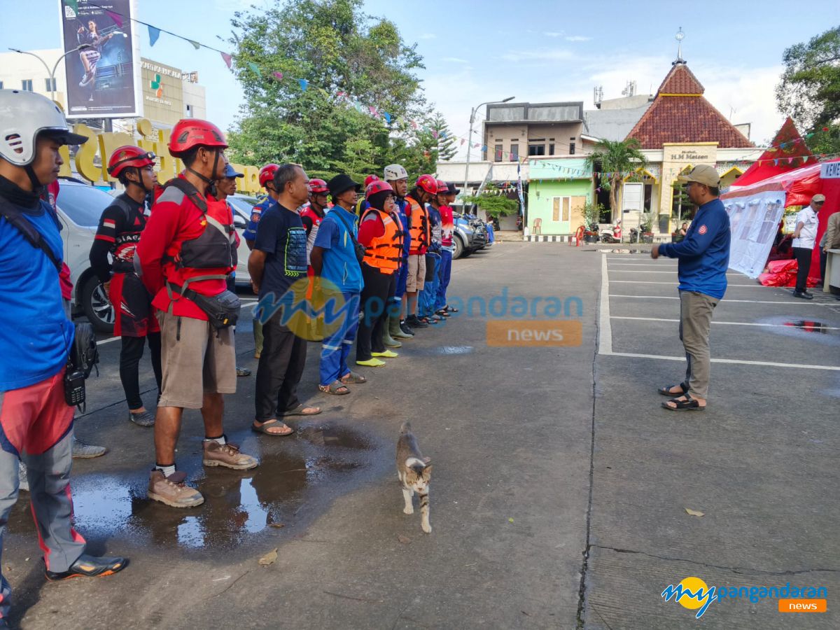 Tagana Pangandaran Kirim Tim Bantu Korban Banjir Bekasi, "Pantang Pulang Sebelum Tugas Selesai"