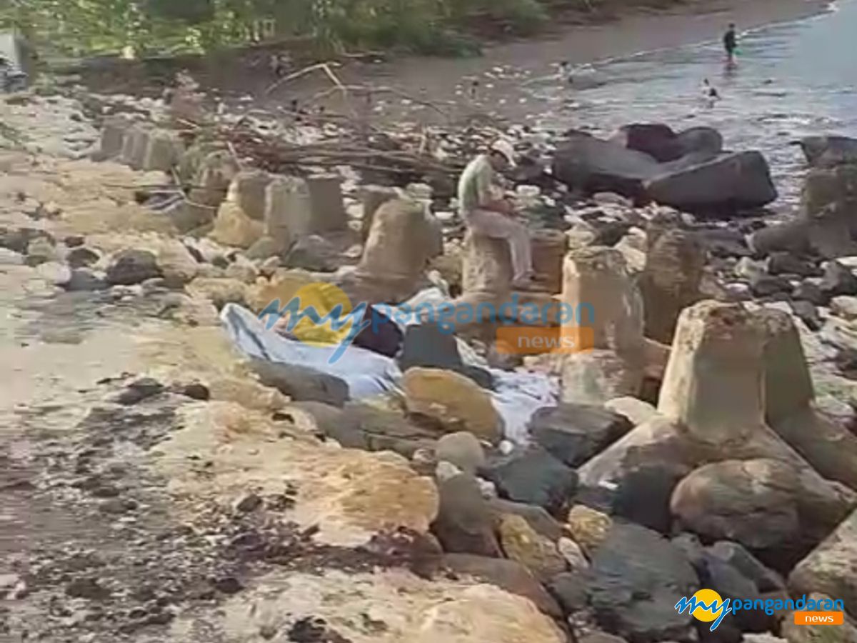 Tanggul Muara Bojongsalawe Pangandaran Rusak, Bahayakan Nelayan
