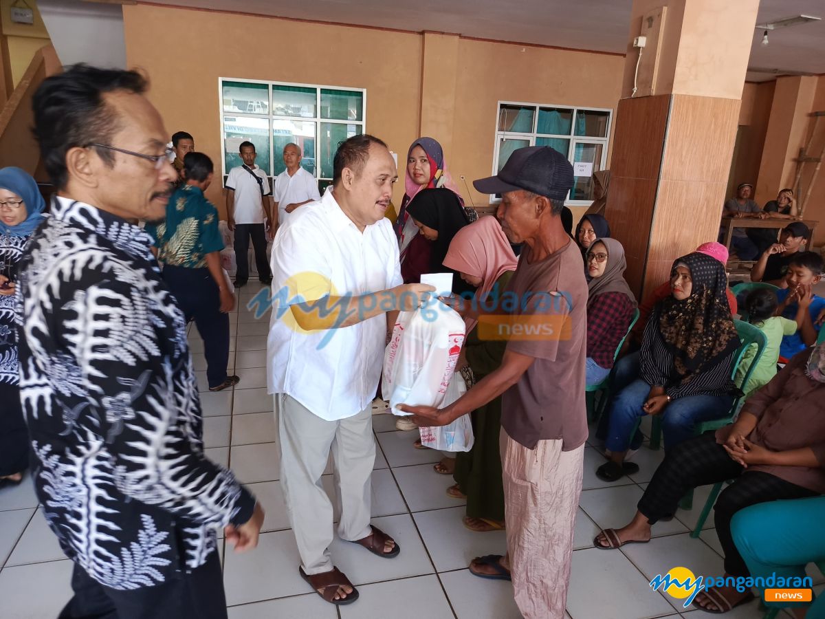 THR Nelayan, KUD Minasari Pangandaran Bagikan Cengcelengan