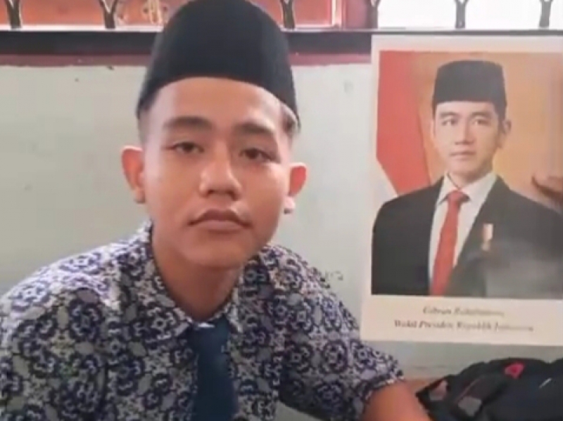 Viral Siswa SMP Negeri 1 Pangandaran Mirip Wakil Presiden RI, Gibran Rakabuming Raka